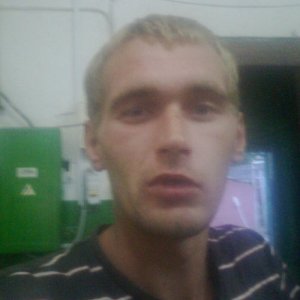Aлeксей Чеботарев, 32 года